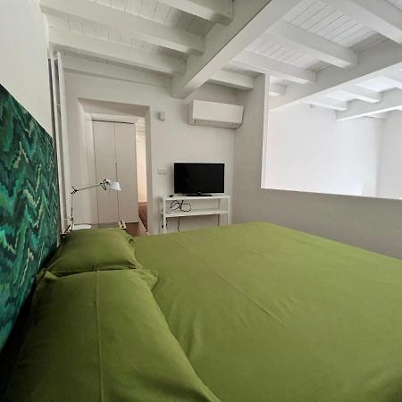 Апартаменты Flo House Бари Экстерьер фото